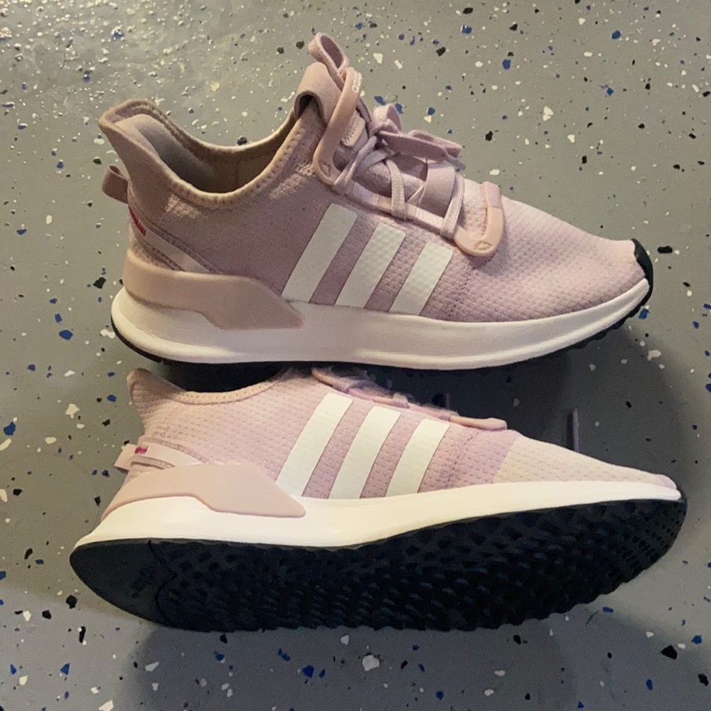 women’s adidas cloud foam sneakers
